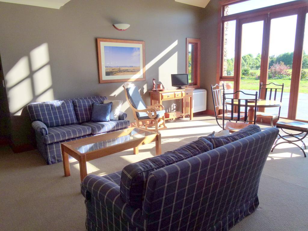 Hadleigh Boutique Lodge Tamahere Extérieur photo